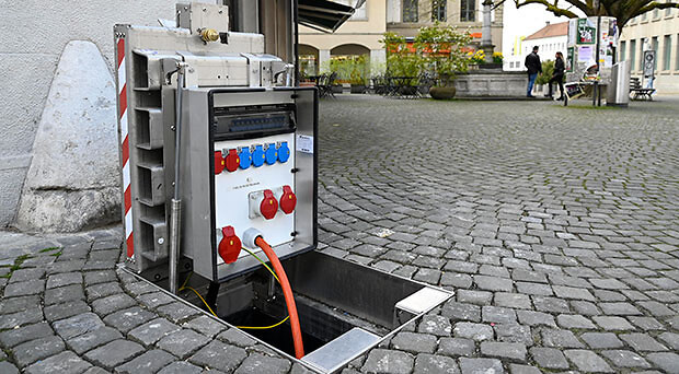 Installation weiterer Unterflurelektranten in der Zofinger Altstadt