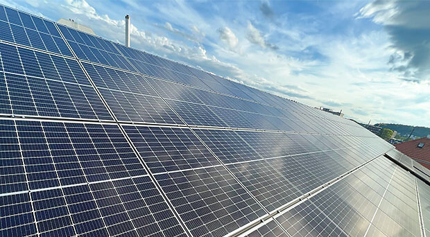 Vom Sonnenlicht zur Steckdose – so funktioniert Photovoltaik (PV)